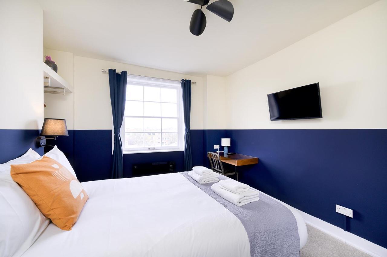 D8 House Daire Londra Dış mekan fotoğraf