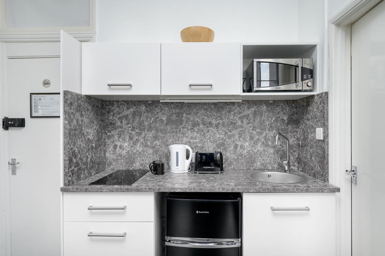 D8 House Daire Londra Dış mekan fotoğraf